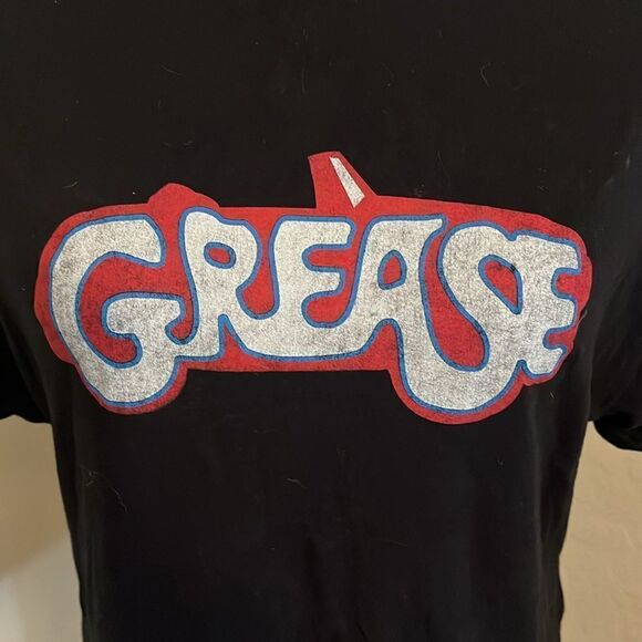 Grease Movie Sandy Danny Black Graphic Front Back Shirt Pink Ladies Rizzo Music - Picture 4 of 10